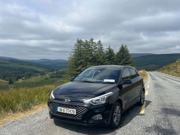 Hyundai i20 Hatchback, Petrol, 2019, Black