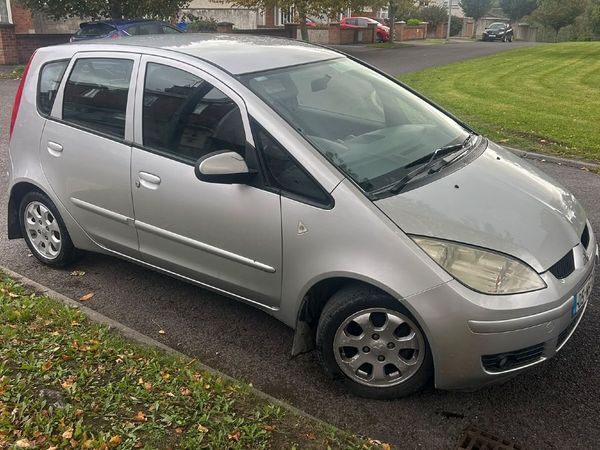 Mitsubishi Colt Hatchback, Petrol, 2005, Silver