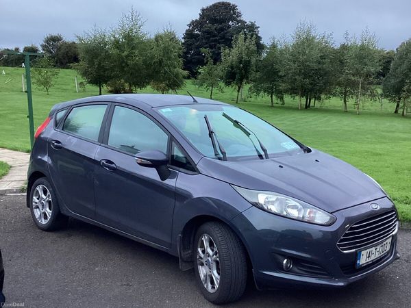 Ford Fiesta Hatchback, Petrol, 2014, Blue