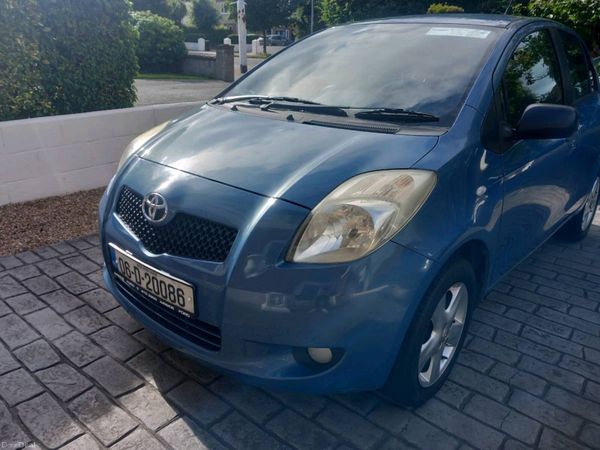 Toyota Yaris Hatchback, Petrol, 2006, Blue