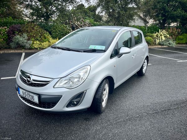 Opel Corsa Hatchback, Petrol, 2011, Silver