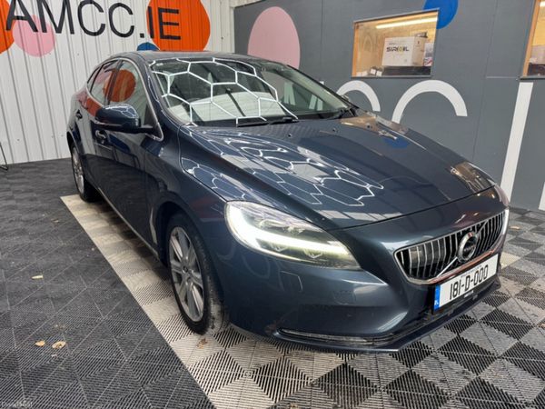 Volvo V40 Estate, Diesel, 2018, Blue