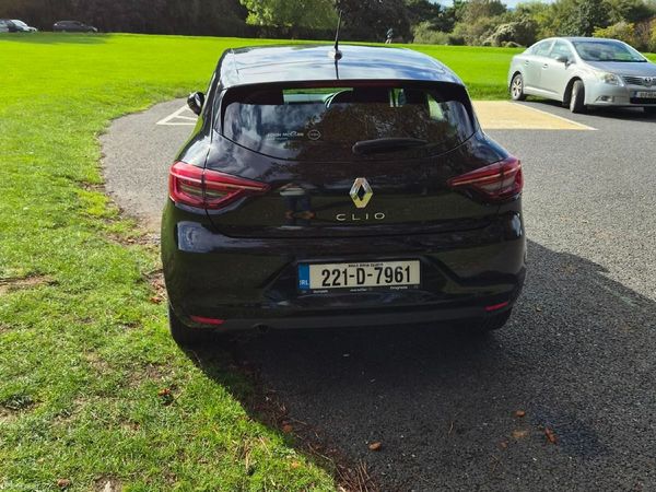 Renault Clio Hatchback, Petrol, 2022, Black