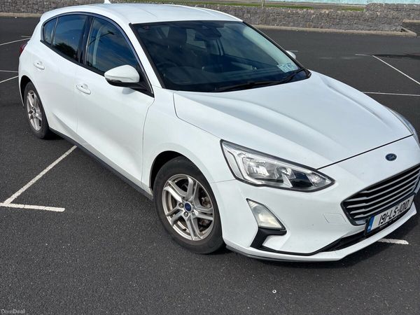 Ford Focus Hatchback, Petrol, 2019, White