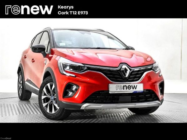Renault Captur SUV, Petrol Plug-in Hybrid, 2021, Red