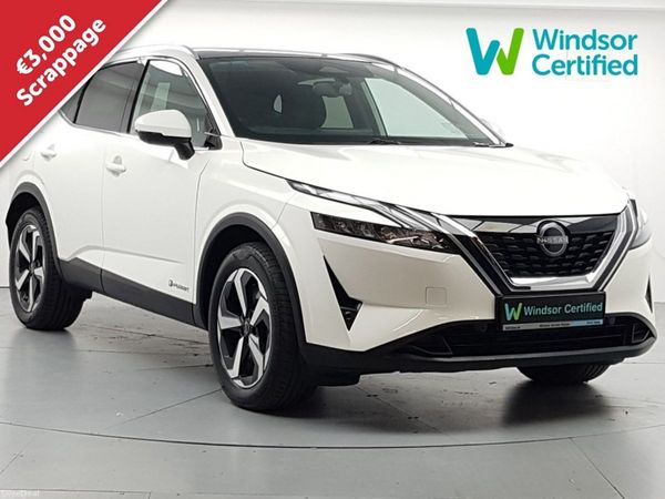 Nissan Qashqai MPV, Petrol, 2024, White