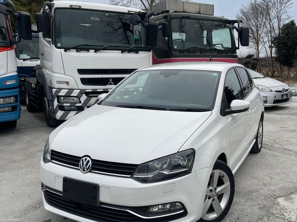 Volkswagen Polo Hatchback, Petrol, 2017, White