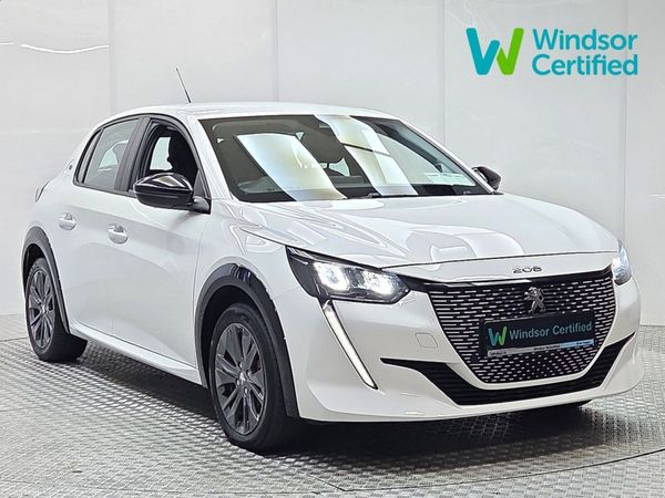 Peugeot 208 Hatchback, Electric, 2022, White