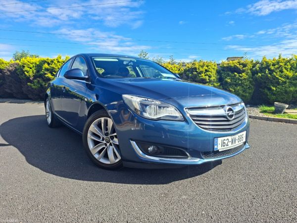 Opel Insignia Hatchback, Diesel, 2016, Blue