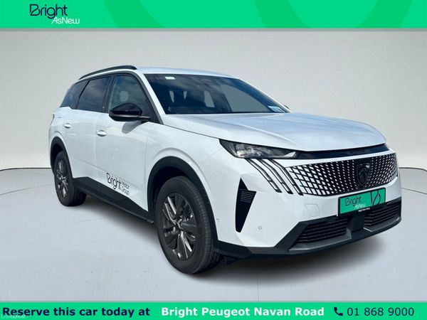 Peugeot 5008 MPV, Petrol, 2026, White