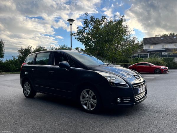 Peugeot 5008 MPV, Diesel, 2013, Blue