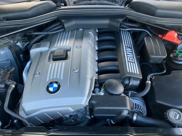 BMW 5-Series Saloon, Petrol, 2005, Grey