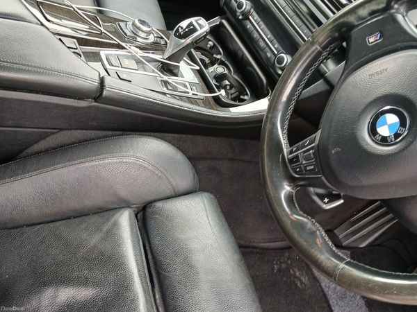 BMW 5-Series Saloon, Diesel, 2013, Grey