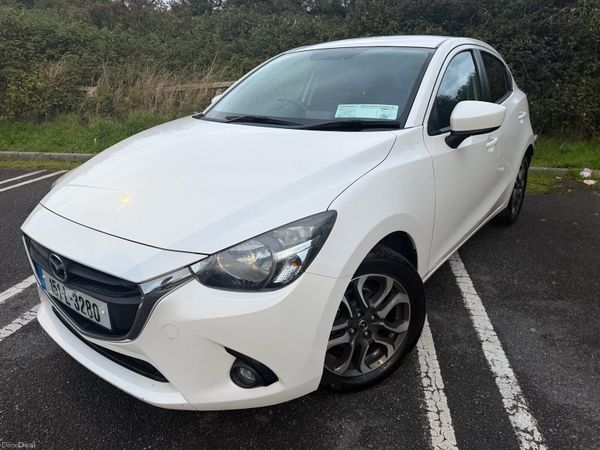 Mazda Mazda2 Hatchback, Petrol, 2015, White