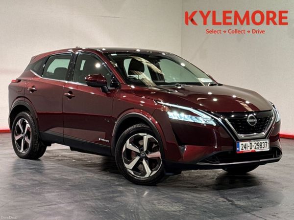 Nissan Qashqai MPV, Petrol, 2024, Red