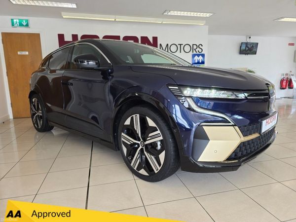 Renault Megane E-Tech Hatchback, Electric, 2024, Blue