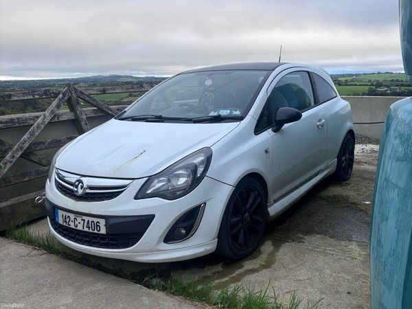 Vauxhall Corsa Hatchback, Diesel, 2014, White