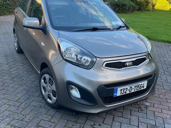 Kia Picanto Hatchback, Petrol, 2013, Silver