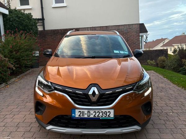 Renault Captur Hatchback, Petrol, 2021, Orange