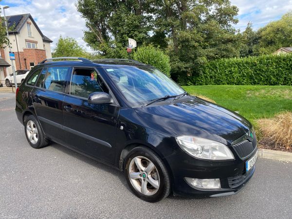 Skoda Fabia Estate, Petrol, 2012, Black
