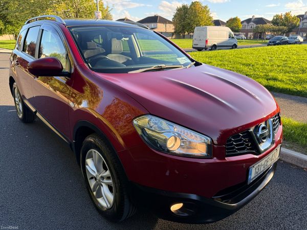 Nissan Qashqai+2 MPV, Diesel, 2013, Red