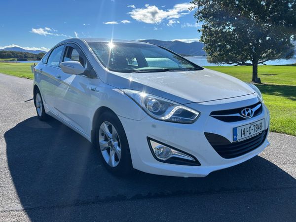 Hyundai i40 Saloon, Diesel, 2014, White