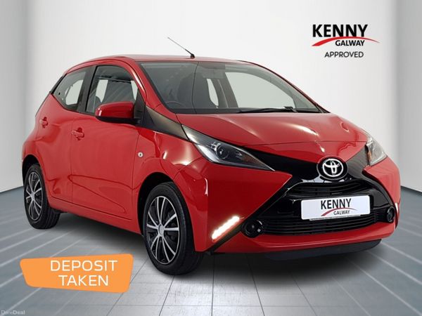 Toyota Aygo Hatchback, Petrol, 2016, Red