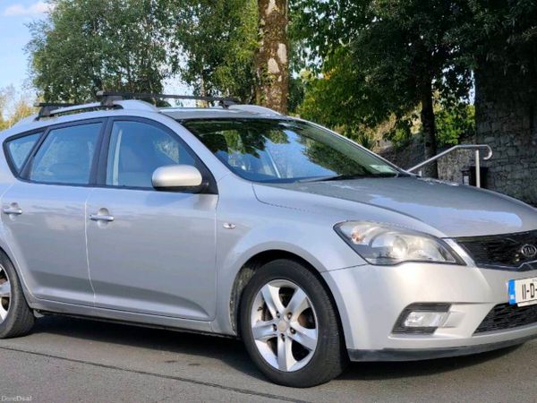 Kia Ceed Estate, Diesel, 2011, Silver
