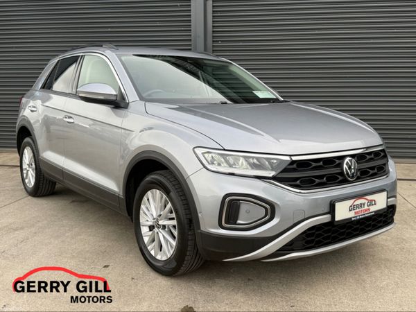 Volkswagen T-Roc SUV, Petrol, 2023, Grey