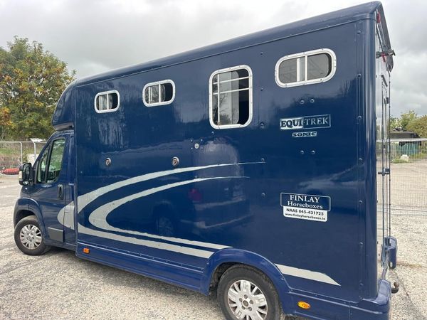 Peugeot Boxer Horse Box/Animal Transporter, Diesel, 2012, Blue