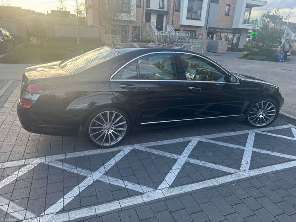 Mercedes-Benz S-Class Saloon, Diesel, 2006, Black