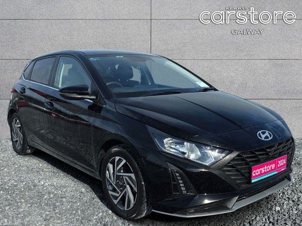 Hyundai i20 Hatchback, Petrol, 2024, Black
