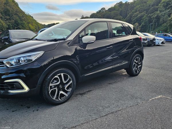 Renault Captur Hatchback, Petrol, 2018, Black
