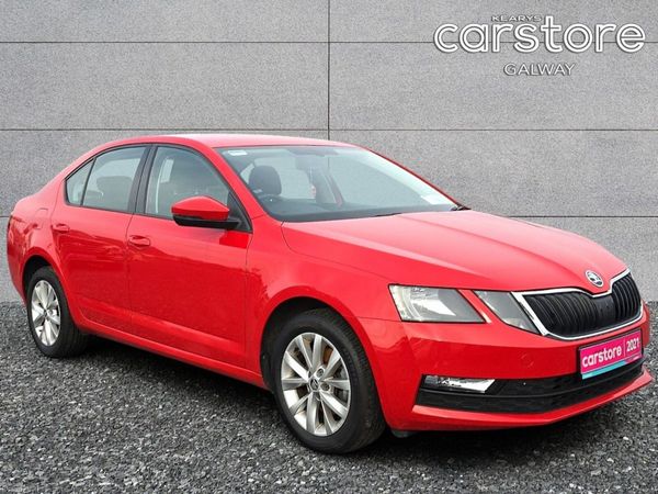 Skoda Octavia Saloon, Petrol, 2021, Red