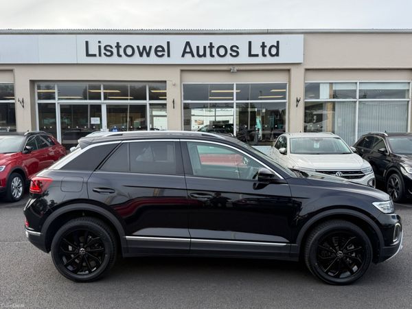 Volkswagen T-Roc SUV, Diesel, 2022, Black