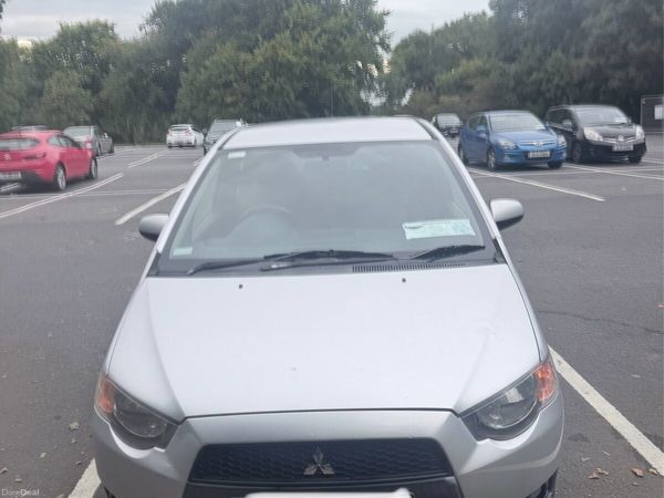 Mitsubishi Colt MPV, Petrol, 2010, Silver
