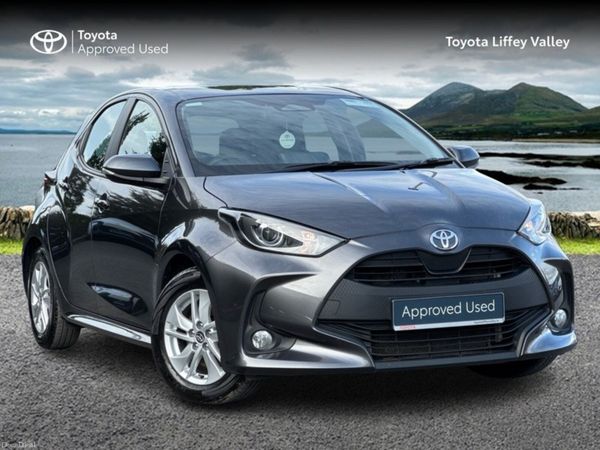 Toyota Yaris Hatchback, Petrol Hybrid, 2025, Grey