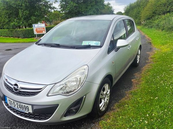 Opel Corsa Hatchback, Petrol, 2013, Silver