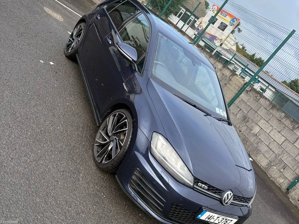 Volkswagen Golf Hatchback, Diesel, 2014, Blue