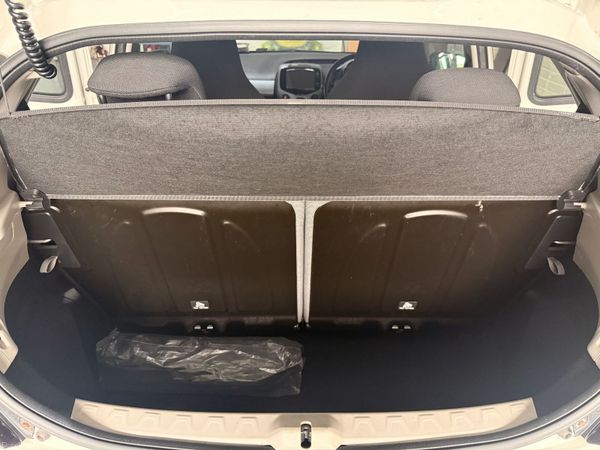 Toyota Aygo Hatchback, Petrol, 2019, White