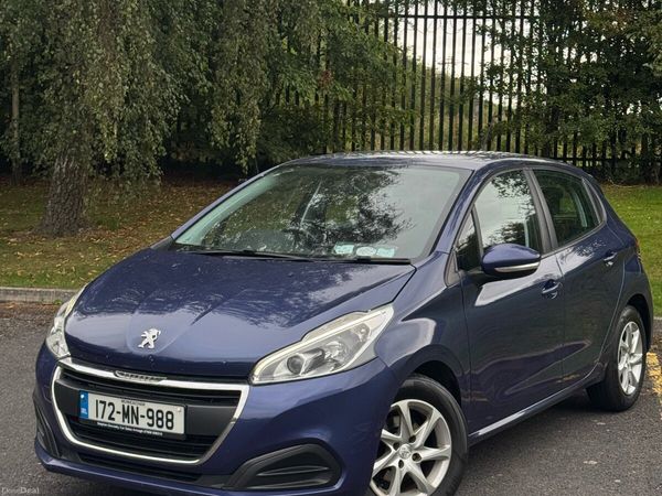 Peugeot 208 Hatchback, Diesel, 2017, Blue