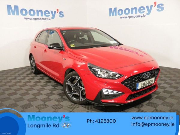Hyundai i30 Hatchback, Petrol, 2023, Red