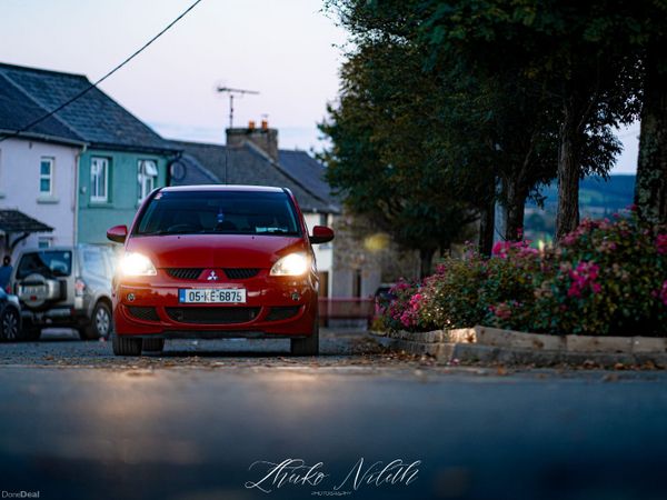 Mitsubishi Colt Hatchback, Petrol, 2005, Red