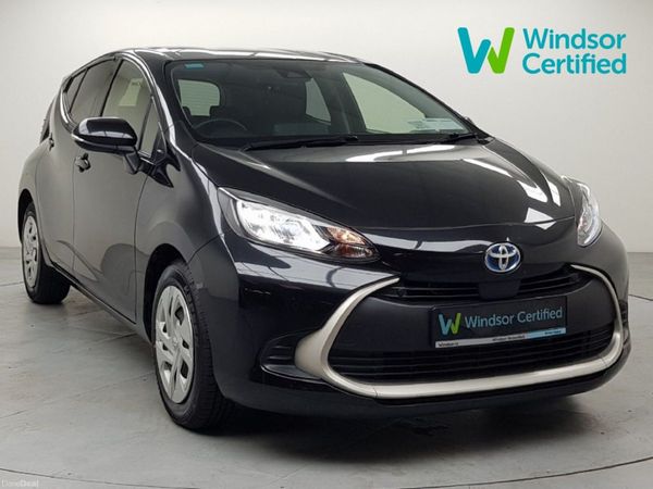 Toyota Aqua Hatchback, Petrol Hybrid, 2021, Black