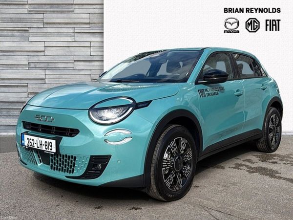 Fiat 600 Hatchback, Petrol, 2026, Blue