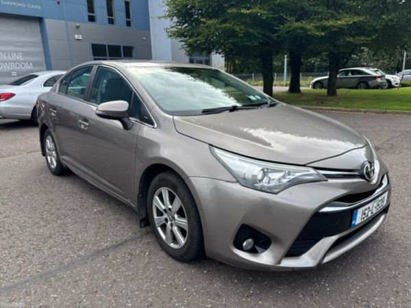 Toyota Avensis Saloon, Diesel, 2015, Grey