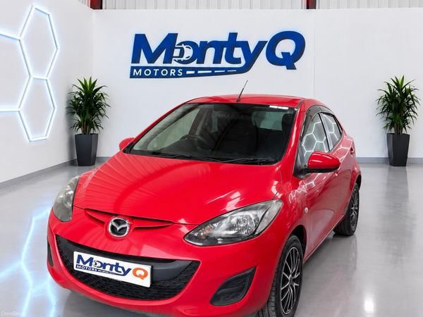 Mazda Demio MPV, Petrol, 2012, Red