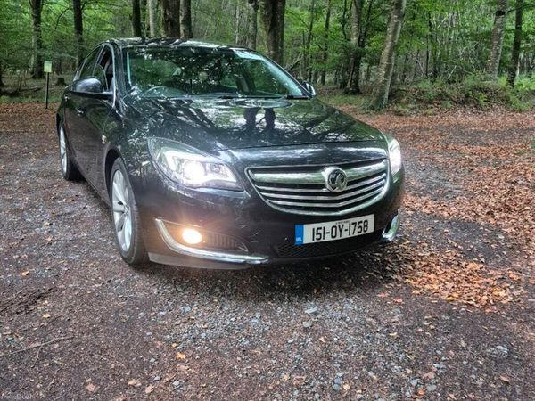 Vauxhall Insignia Hatchback, Diesel, 2015, Black