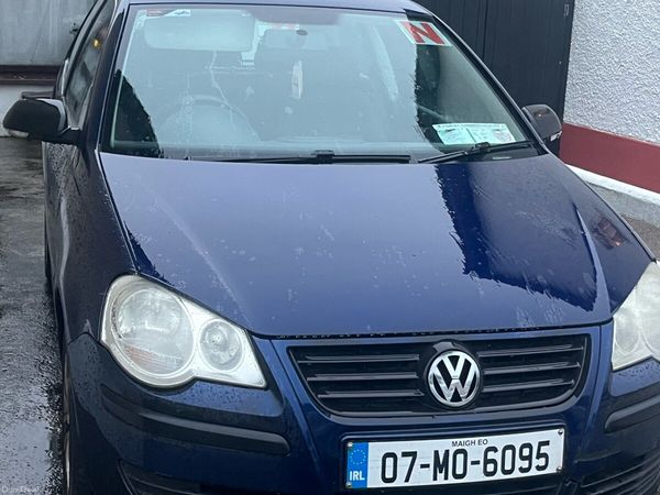 Volkswagen Polo Hatchback, Petrol, 2007, Blue