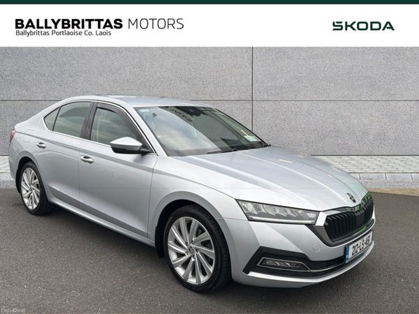 Skoda Octavia Saloon, Petrol, 2021, Grey